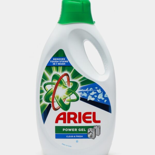 مایع لباسشویی آریل ۲.۵ لیتر مدل Clean Fresh